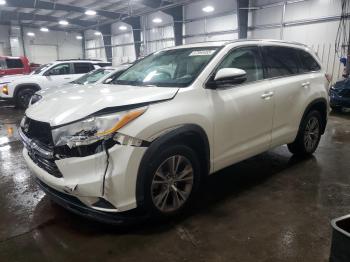  Salvage Toyota Highlander