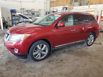  Salvage Nissan Pathfinder
