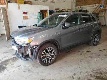  Salvage Mitsubishi Outlander