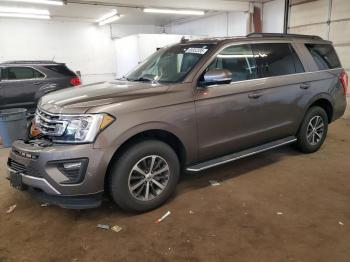  Salvage Ford Expedition