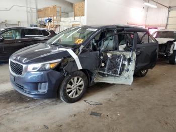  Salvage Kia Sedona