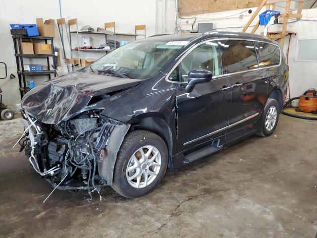 Salvage Chrysler Pacifica