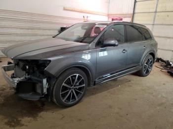  Salvage Audi Q7