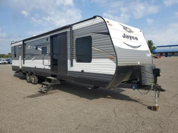  Salvage Jayco Jayflight