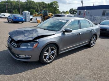  Salvage Volkswagen Passat