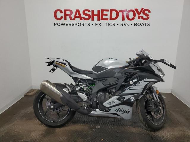  Salvage Kawasaki Zx400 S