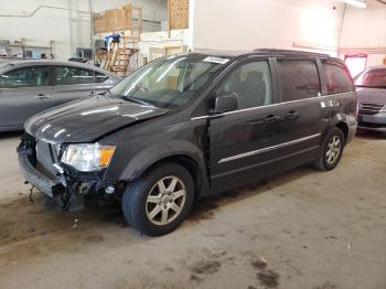  Salvage Chrysler Minivan