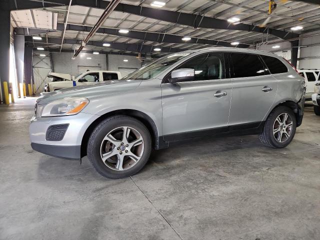  Salvage Volvo XC60