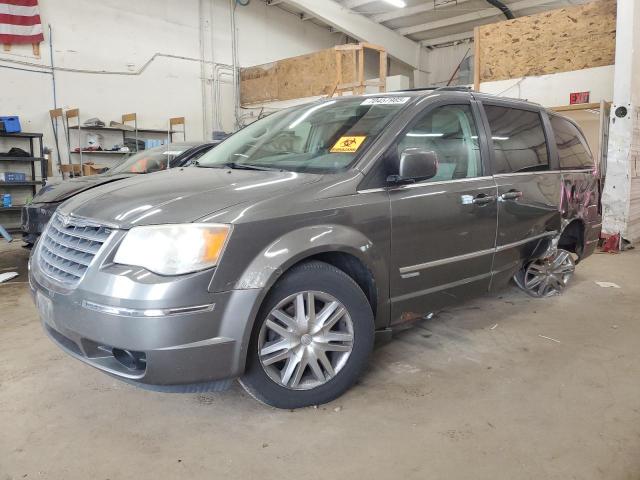  Salvage Chrysler Minivan