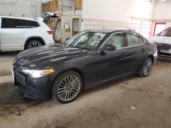  Salvage Alfa Romeo Giulia