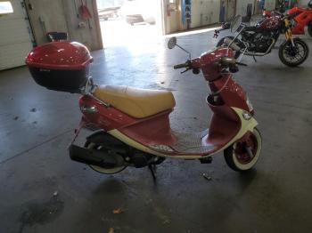  Salvage Genuine Scooter Co. Scooter