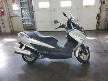  Salvage Suzuki Scooter
