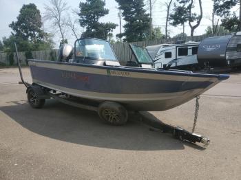  Salvage Alumacraft Boat