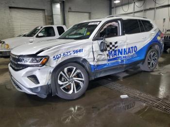  Salvage Volkswagen Atlas