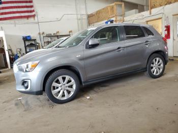  Salvage Mitsubishi Outlander