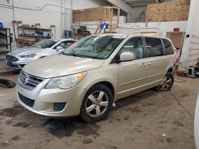  Salvage Volkswagen Routan