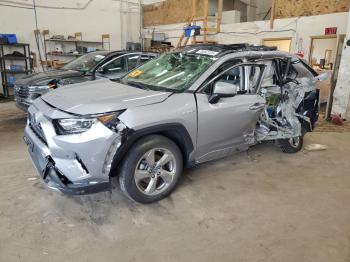  Salvage Toyota RAV4