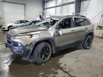  Salvage Jeep Cherokee