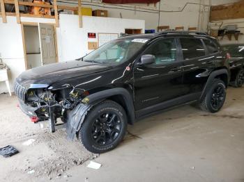  Salvage Jeep Cherokee