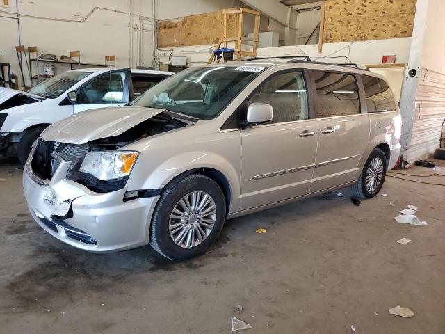  Salvage Chrysler Minivan