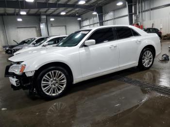  Salvage Chrysler 300