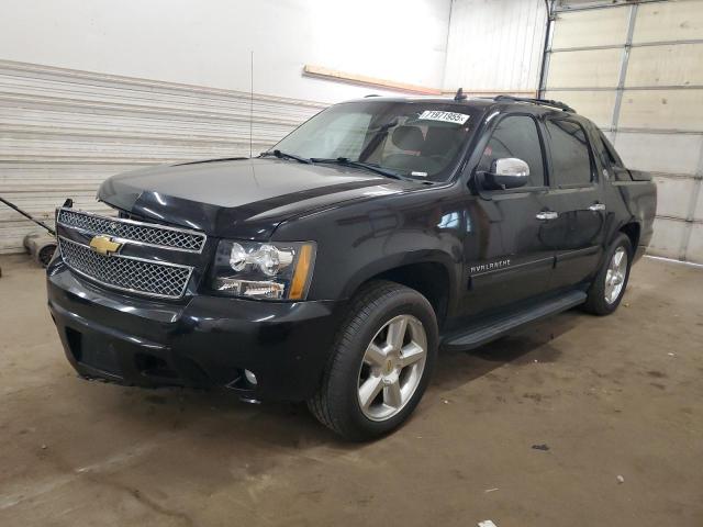  Salvage Chevrolet Avalanche