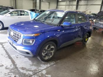  Salvage Hyundai VENUE