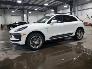  Salvage Porsche Macan