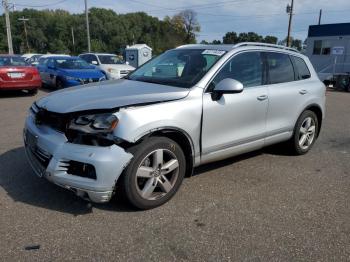  Salvage Volkswagen Touareg