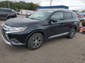 Salvage Mitsubishi Outlander