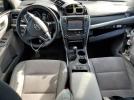 Toyota Camry Le Image 6