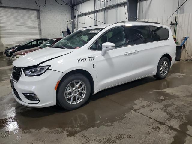  Salvage Chrysler Pacifica