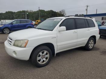  Salvage Toyota Highlander