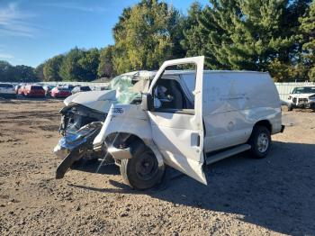  Salvage Ford Econoline E250 Van