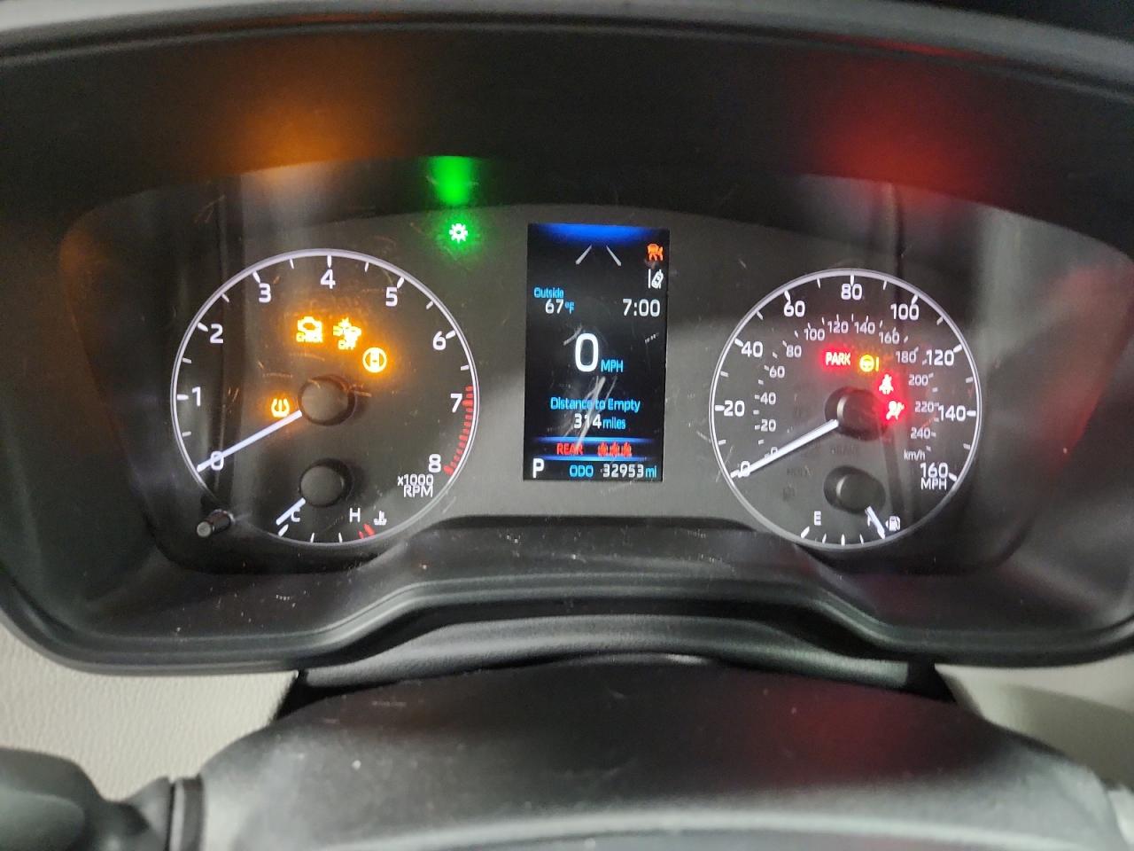 Toyota Corolla L Image 8