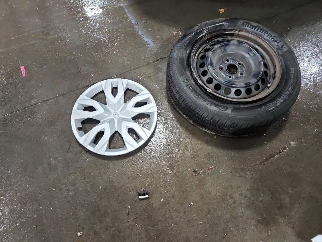 Toyota Corolla L Image 13