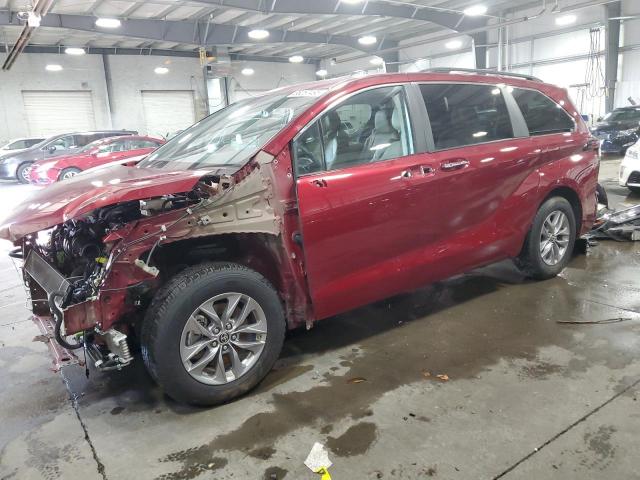  Salvage Toyota Sienna