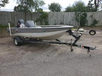  Salvage Crestliner Boat