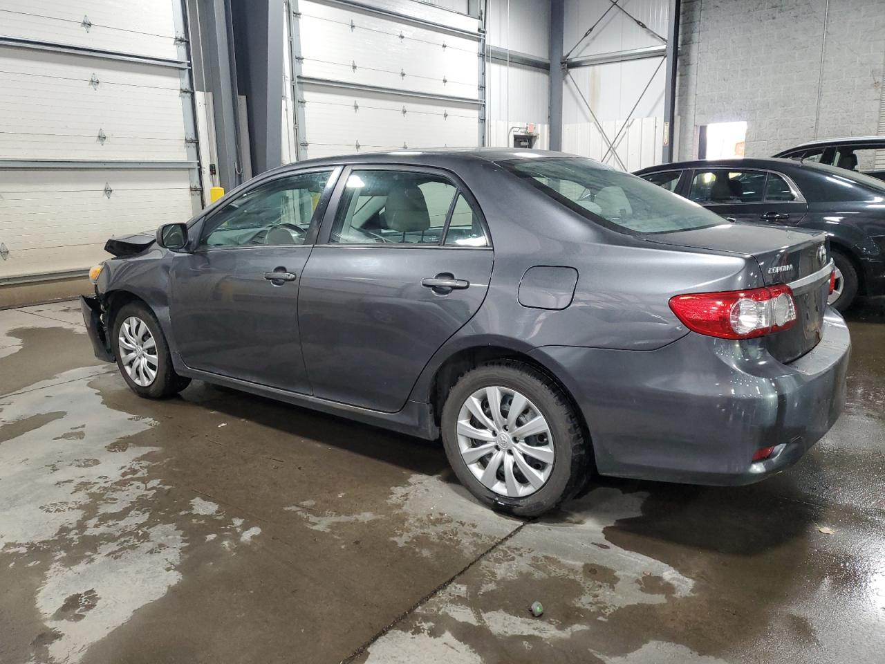 Toyota Corolla Base Image 2