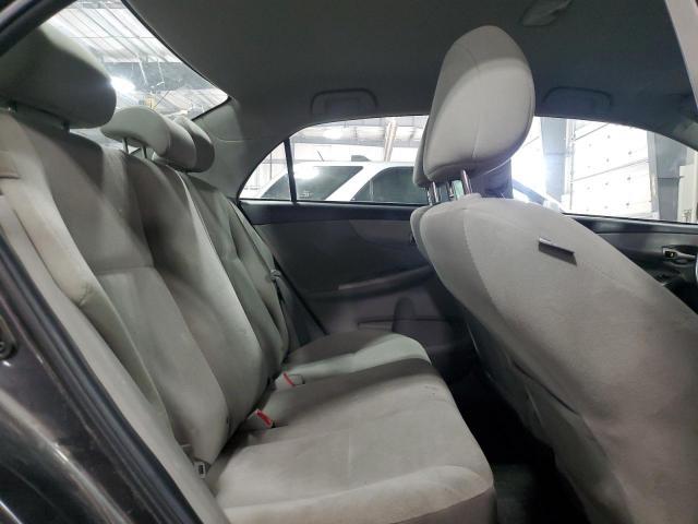 Toyota Corolla Base Image 10