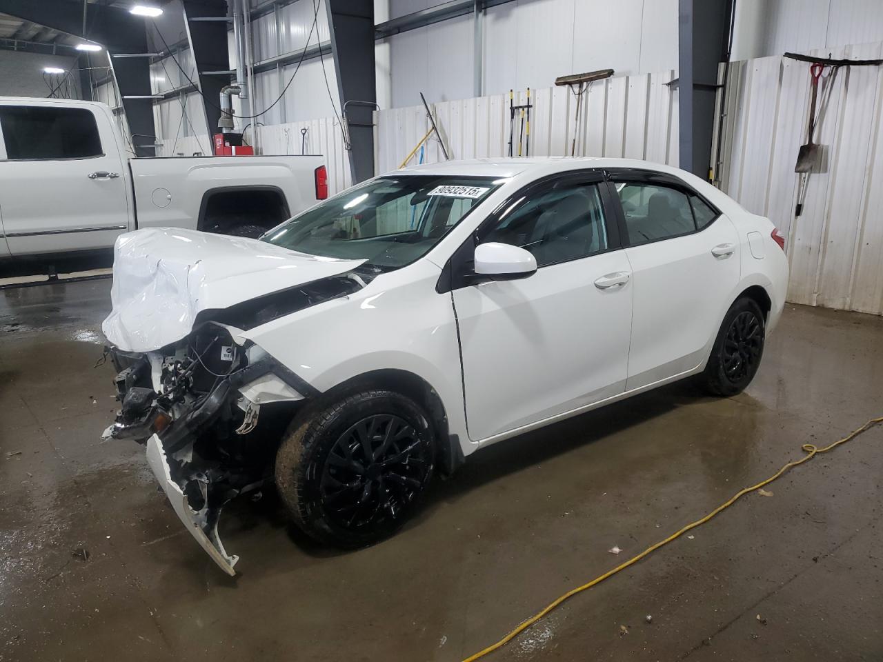 Toyota Corolla L Image 1