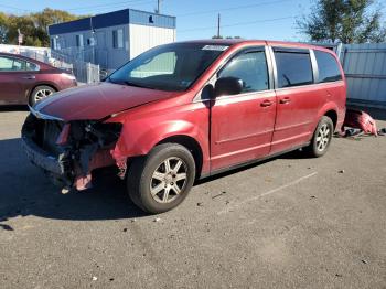  Salvage Chrysler Minivan