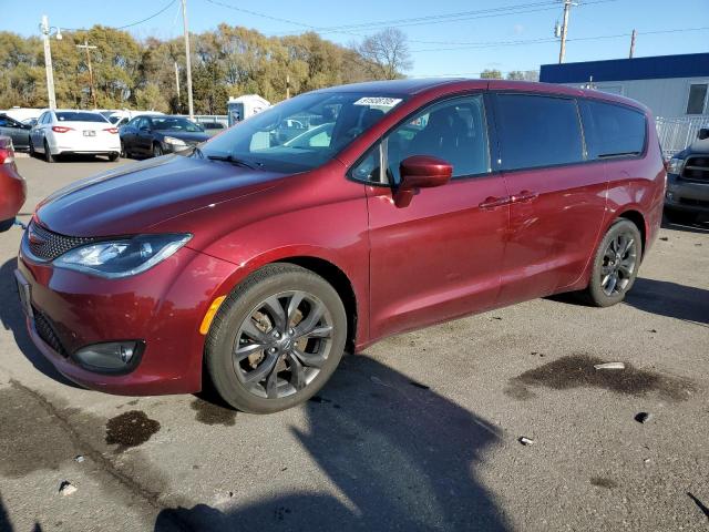  Salvage Chrysler Pacifica