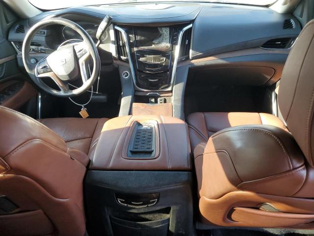 Cadillac Escalade Luxury Image 4