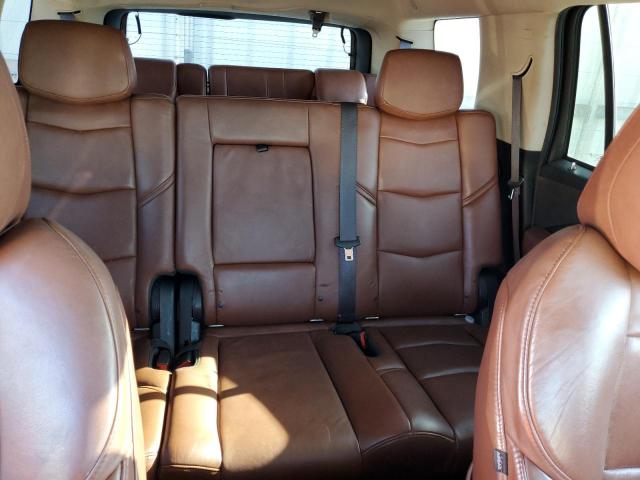 Cadillac Escalade Luxury Image 12