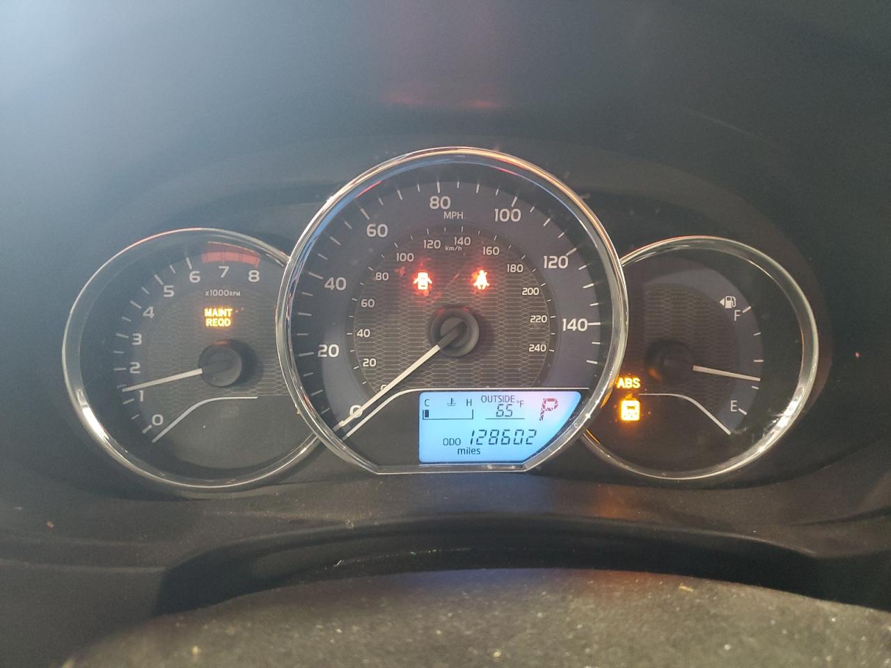 Toyota Corolla L Image 5