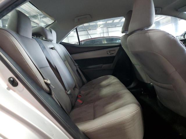 Toyota Corolla L Image 10