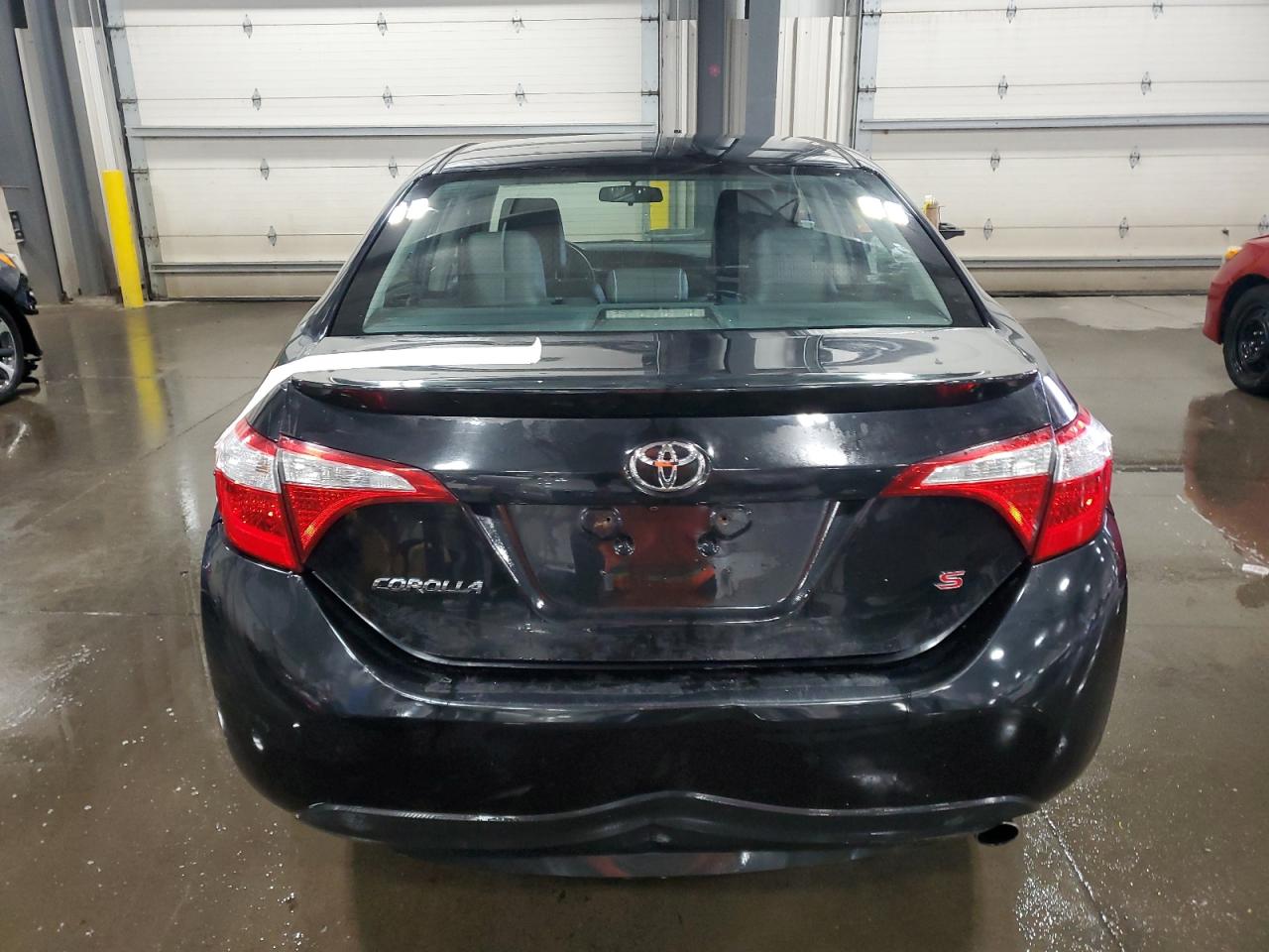 Toyota Corolla L Image 6