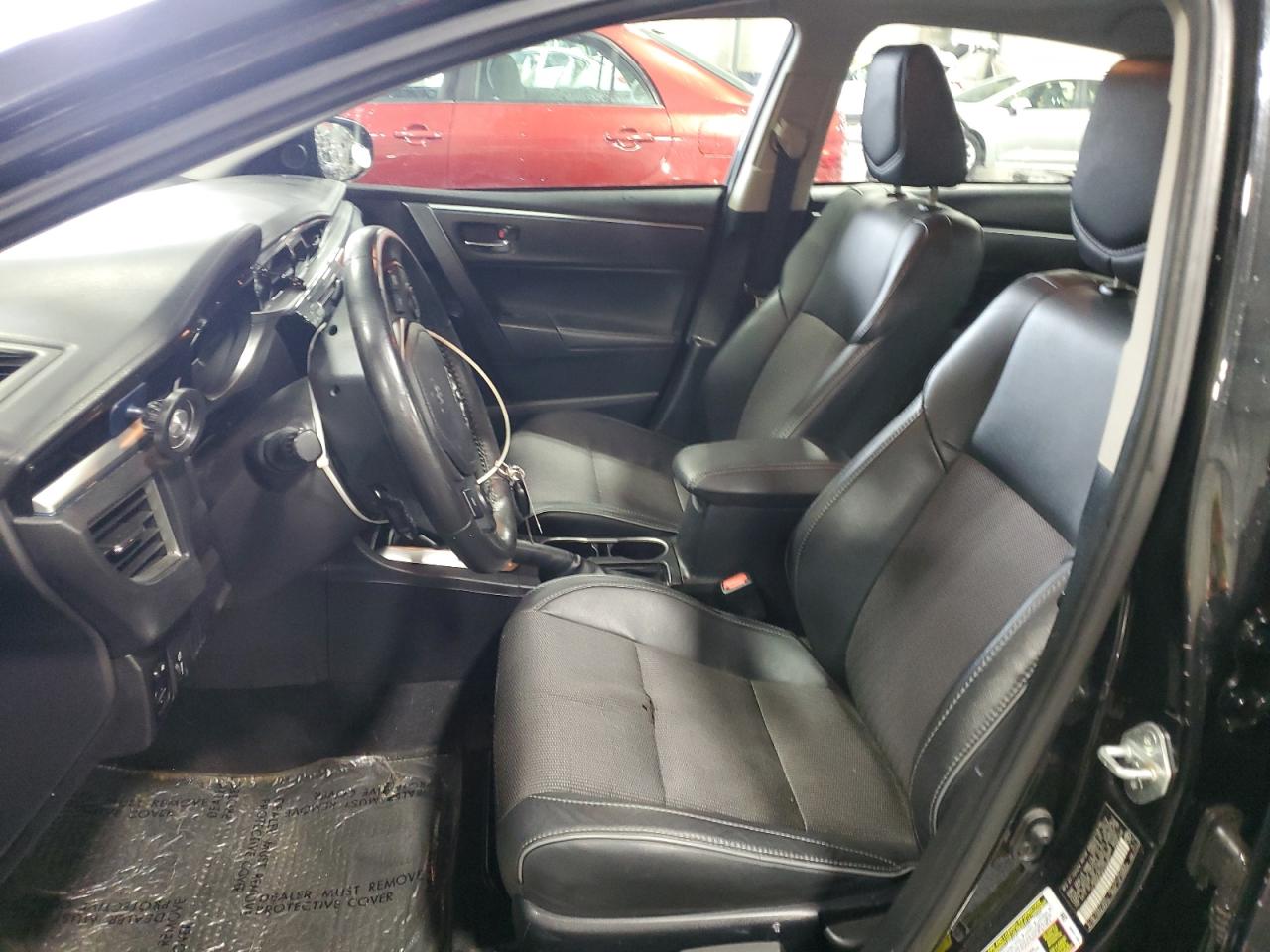 Toyota Corolla L Image 2