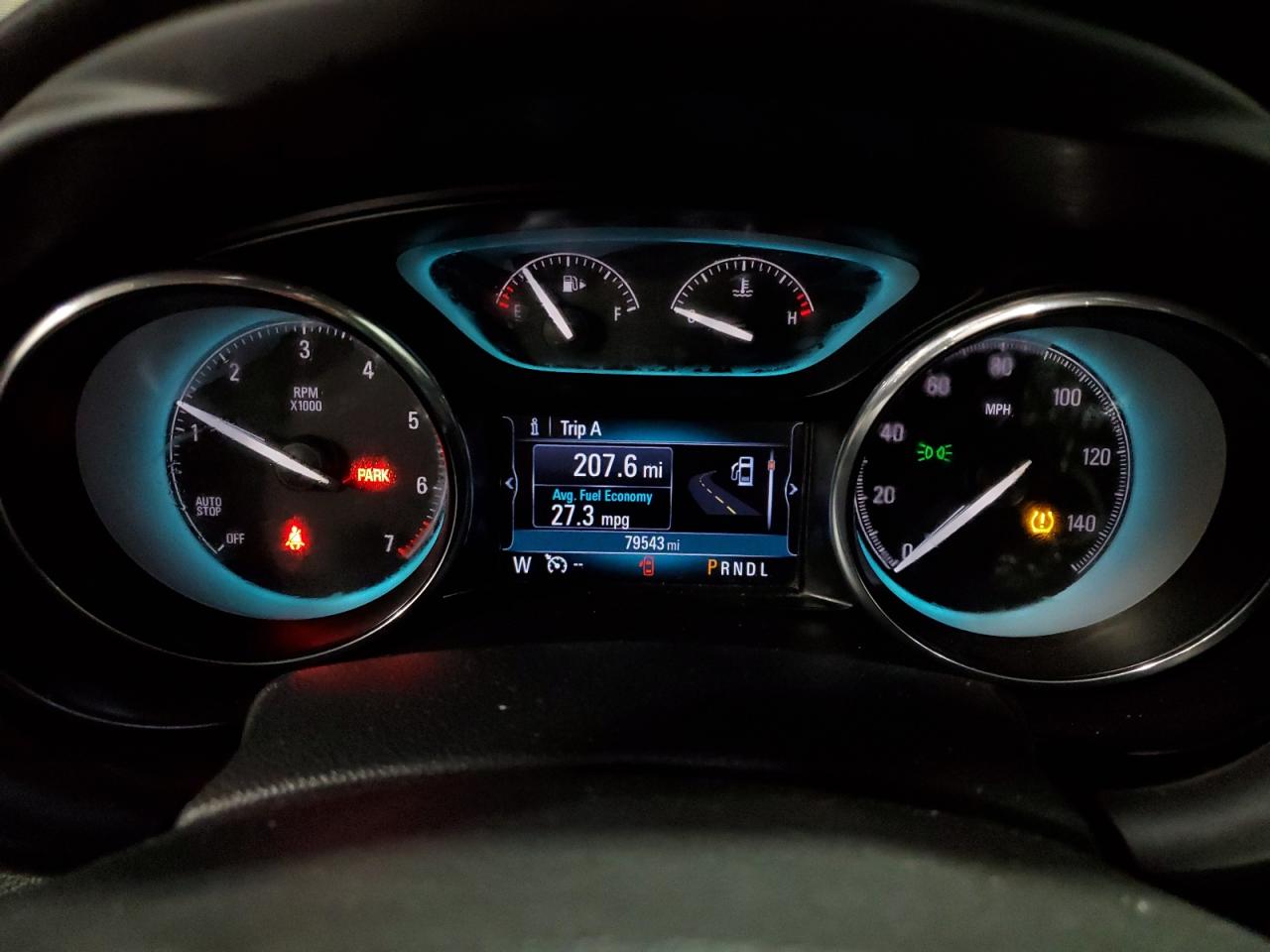 Buick Envision Essence Image 9